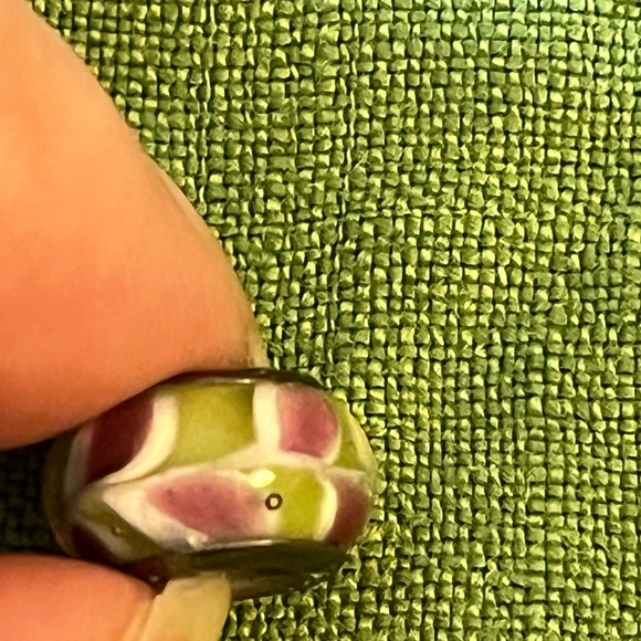 Pandora Murano glass charm in green with pink and white swirl pattern, 1 of 5 - Picture 3 of 6